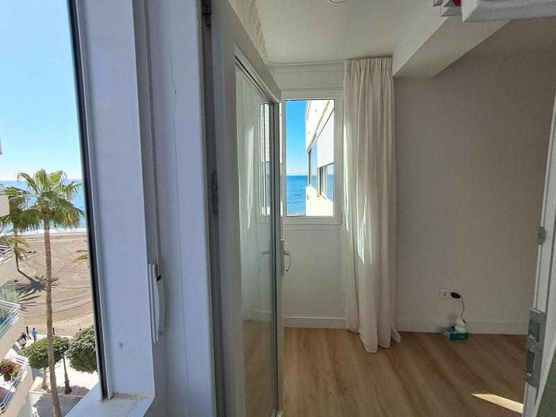 Furnished Apartment by Marbella’s Seafront with Exceptional Communal Areas