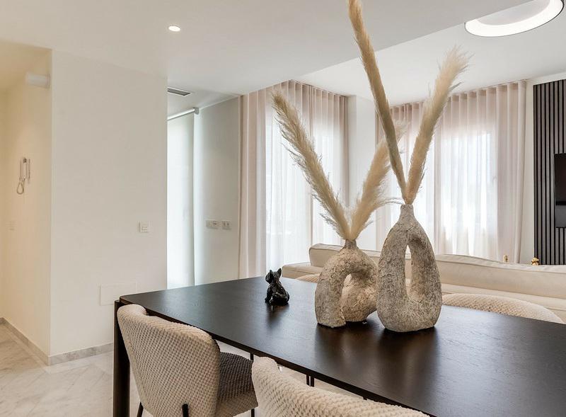 Valle Romano Gem: Renovated Apartment with Golf & Mountain Views!