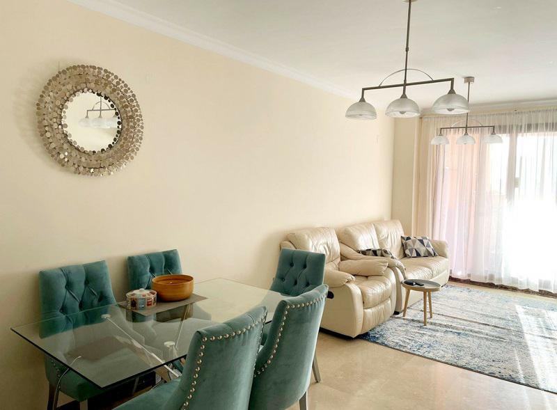 Stylish Apartment with Golf, Sea and Mountain Views in Calanova, Mijas Costa