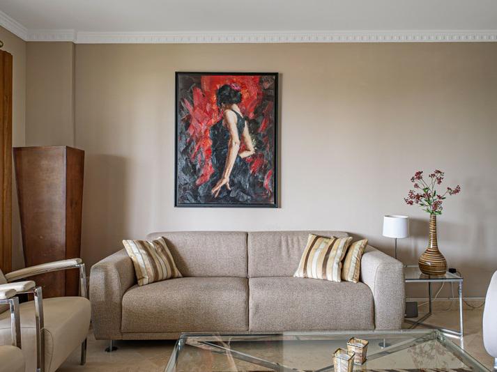 Elegant Ground Floor Apartment Near the Beach in Estepona