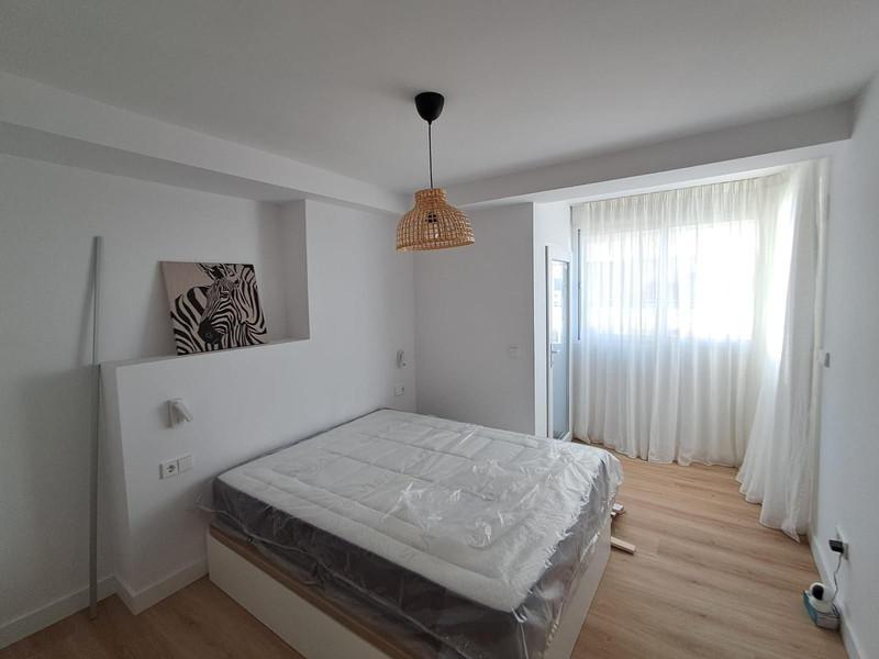 Furnished Apartment by Marbella’s Seafront with Exceptional Communal Areas