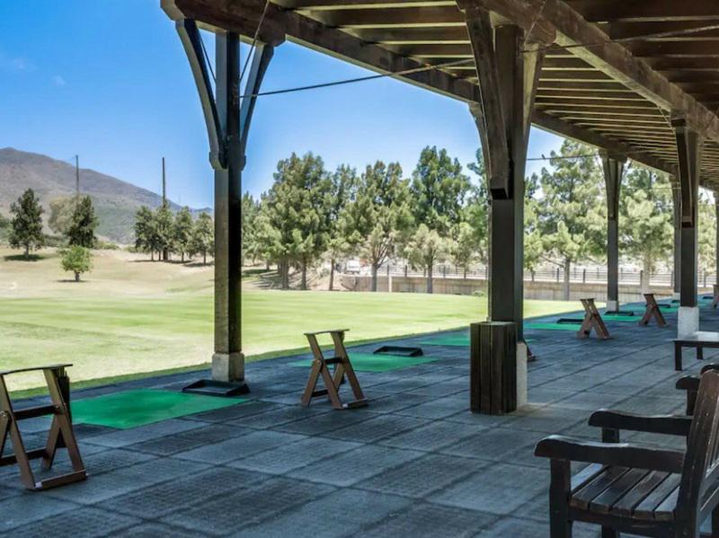 Valle Romano Gem: Renovated Apartment with Golf & Mountain Views!