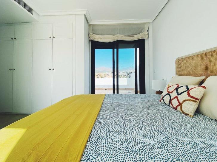 Stylish Duplex Penthouse with Panoramic Sea Views in Estepona