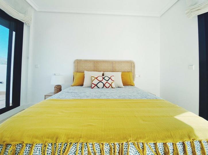 Stylish Duplex Penthouse with Panoramic Sea Views in Estepona