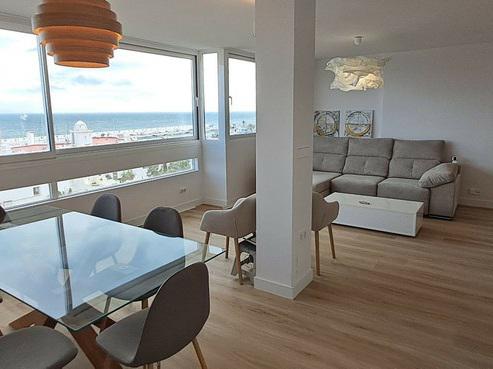Furnished Apartment by Marbella’s Seafront with Exceptional Communal Areas