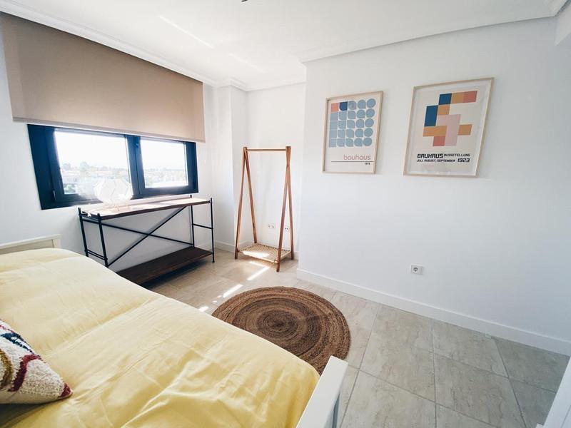 Stylish Duplex Penthouse with Panoramic Sea Views in Estepona