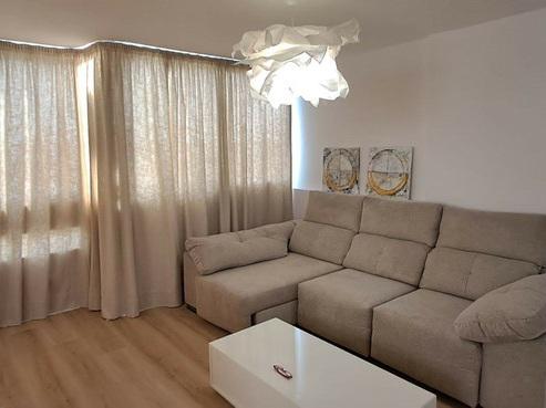 Furnished Apartment by Marbella’s Seafront with Exceptional Communal Areas