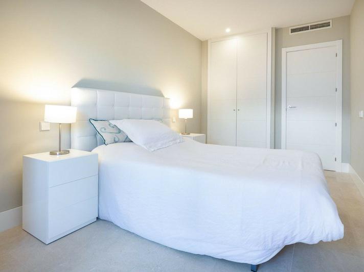 Spacious Ground Floor Apartment with Huge Terrace and Jacuzzi – Ocean Hills, Estepona