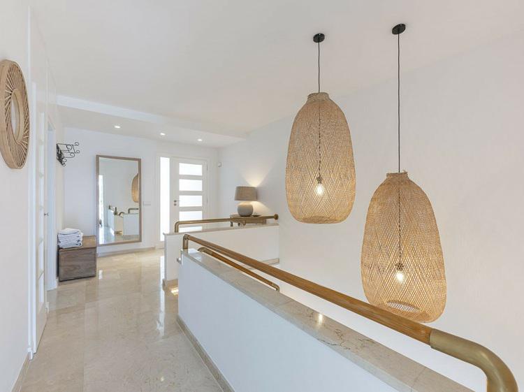 Elegant 3-Bedroom Duplex with Large Terrace – Las Lomas del Marbella Club, Golden Mile