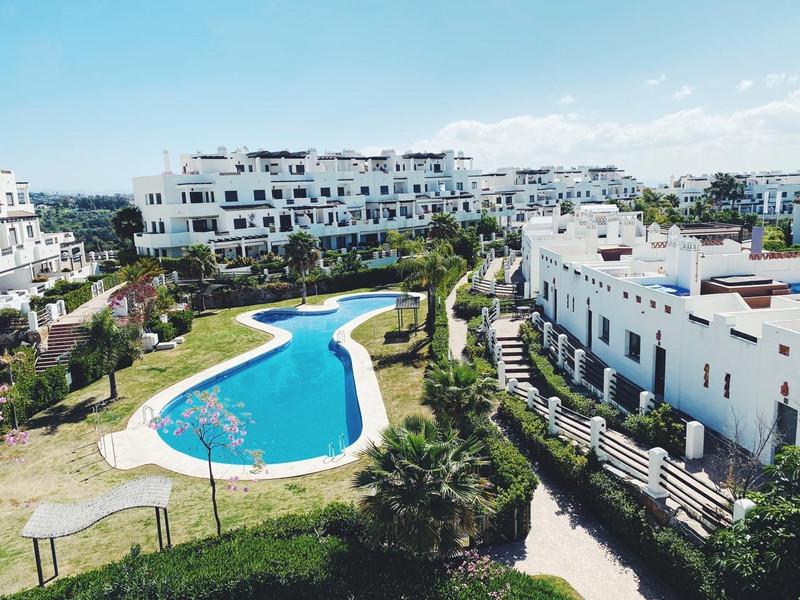 Stylish Duplex Penthouse with Panoramic Sea Views in Estepona