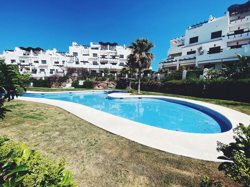 Stylish Duplex Penthouse with Panoramic Sea Views in Estepona