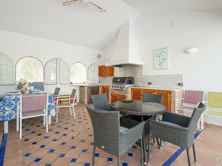 Elegant Villa with Private Pool – Guadalmina Alta, Marbella