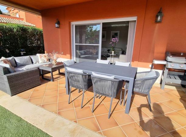 Elegant Semi-Detached Villa with Private Garden – Santa Clara Golf, Marbella East