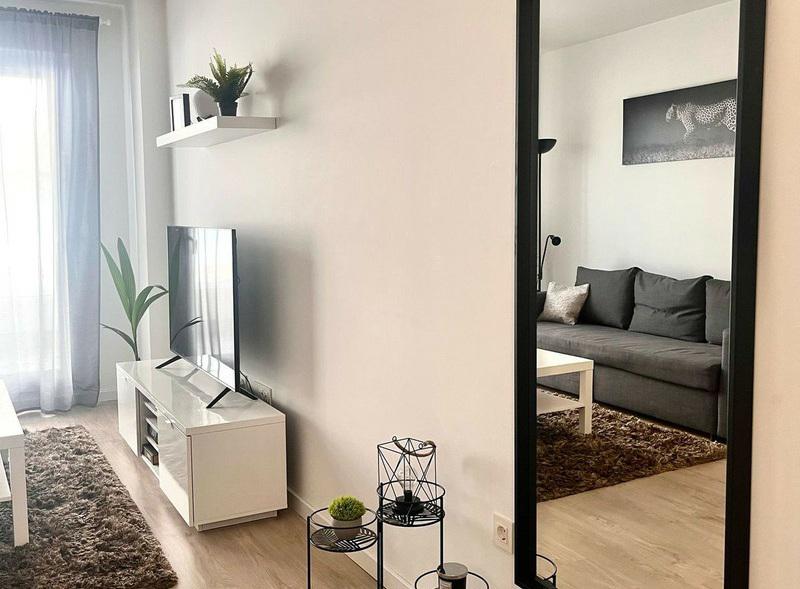 Apartment for Rent in Jardines de Guadaiza – Nueva Andalucía, Marbella