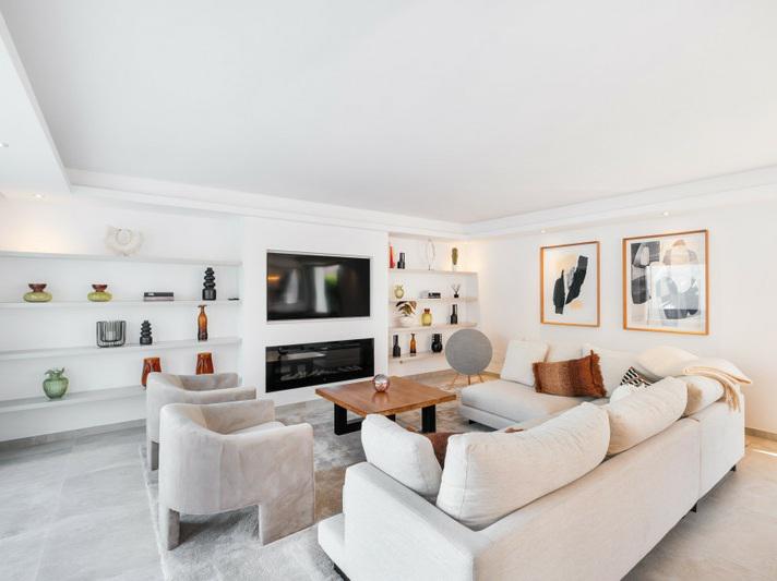 Luxury Villa with Pool, Jacuzzi and Cinema Room – Golden Mile, Marbella