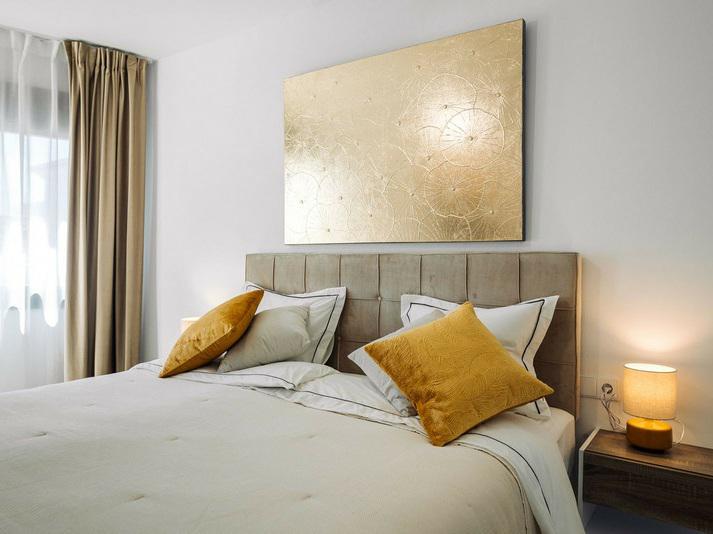 Semi-Detached House with Spacious Terrace – El Paraíso, Costa del Sol