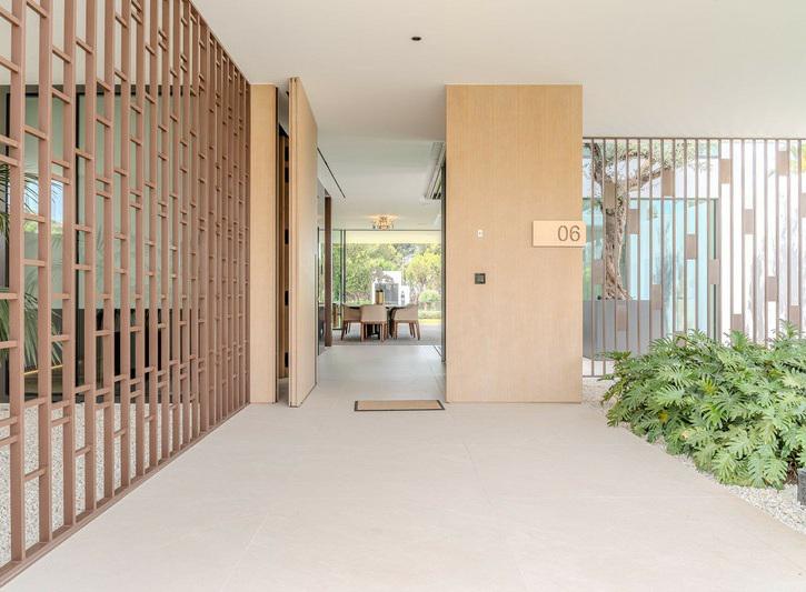 Luxury Villa with Rooftop Pool in Exclusive Vilas 6 – Puerto Banús, Marbella