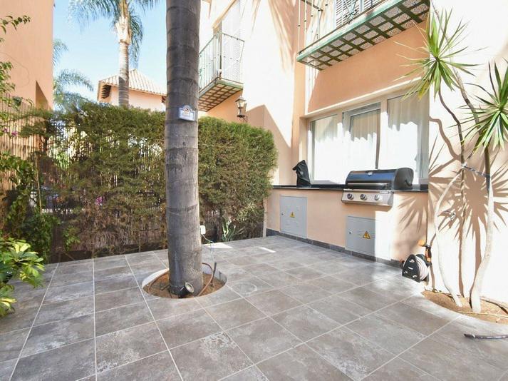Modern Semi-Detached House in Condes de Iza – Nueva Andalucía, Marbella