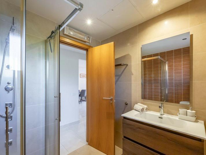 Stylish Apartment with Sea Views – Sotoserena, Estepona
