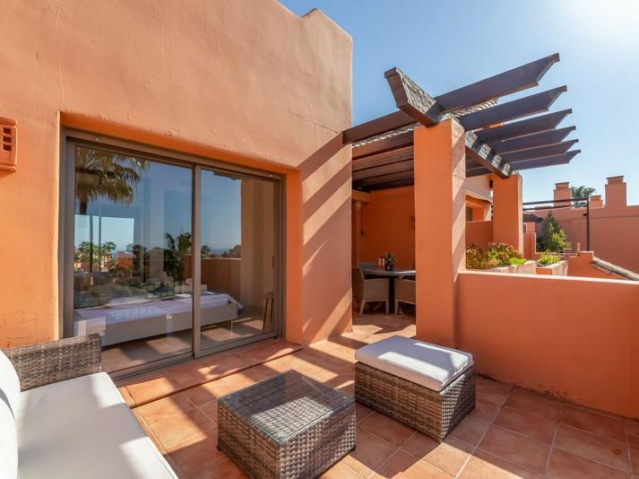 Stylish Apartment with Sea Views – Sotoserena, Estepona