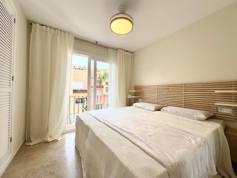 Modern Semi-Detached House in Condes de Iza – Nueva Andalucía, Marbella
