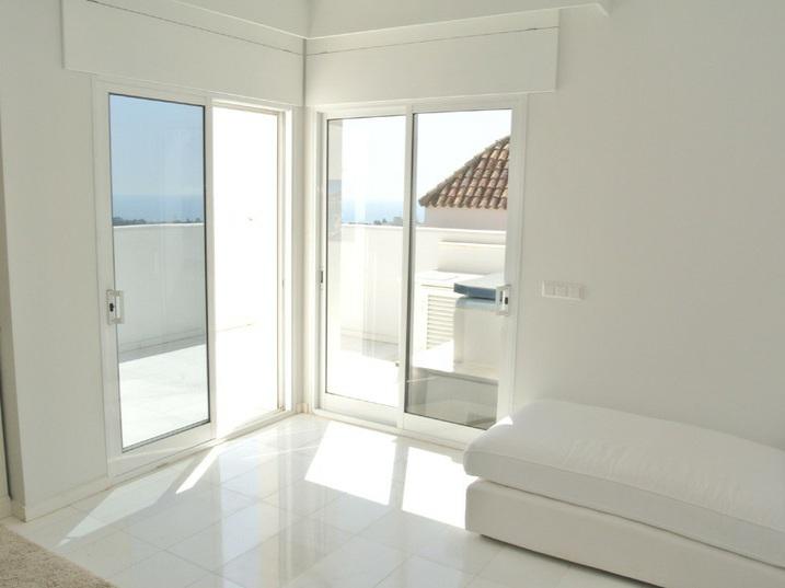 Penthouse with Sea Views – Ancon Sierra, Golden Mile