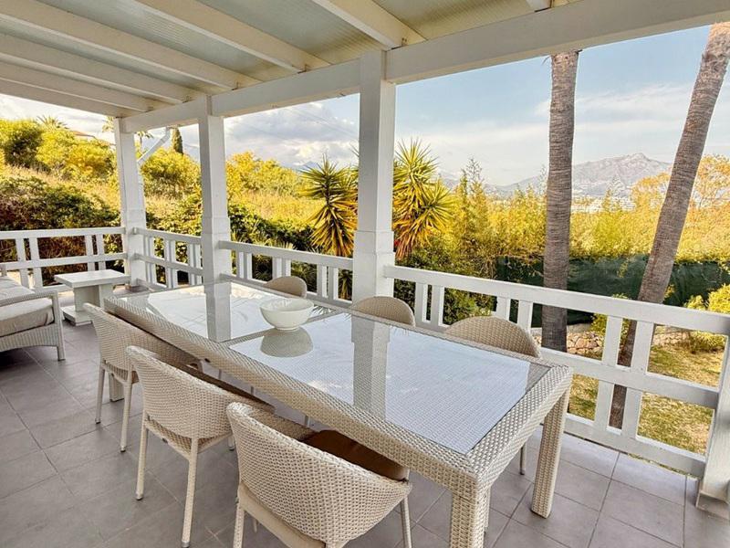 Luxury Villa with Heated Pool and Panoramic Views – Nueva Atalaya, Benahavís