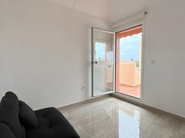 Modern Semi-Detached House in Condes de Iza – Nueva Andalucía, Marbella