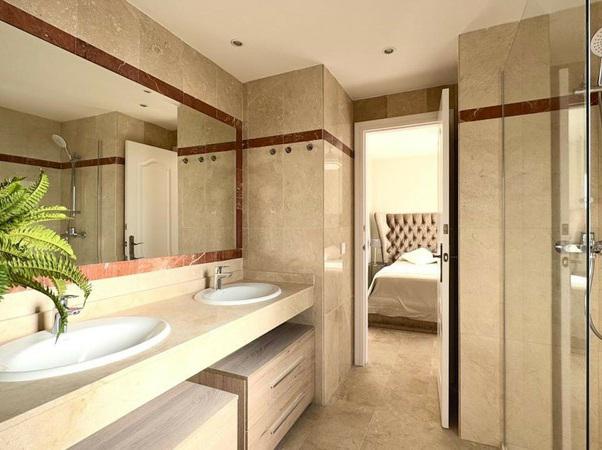 Modern Semi-Detached House in Condes de Iza – Nueva Andalucía, Marbella
