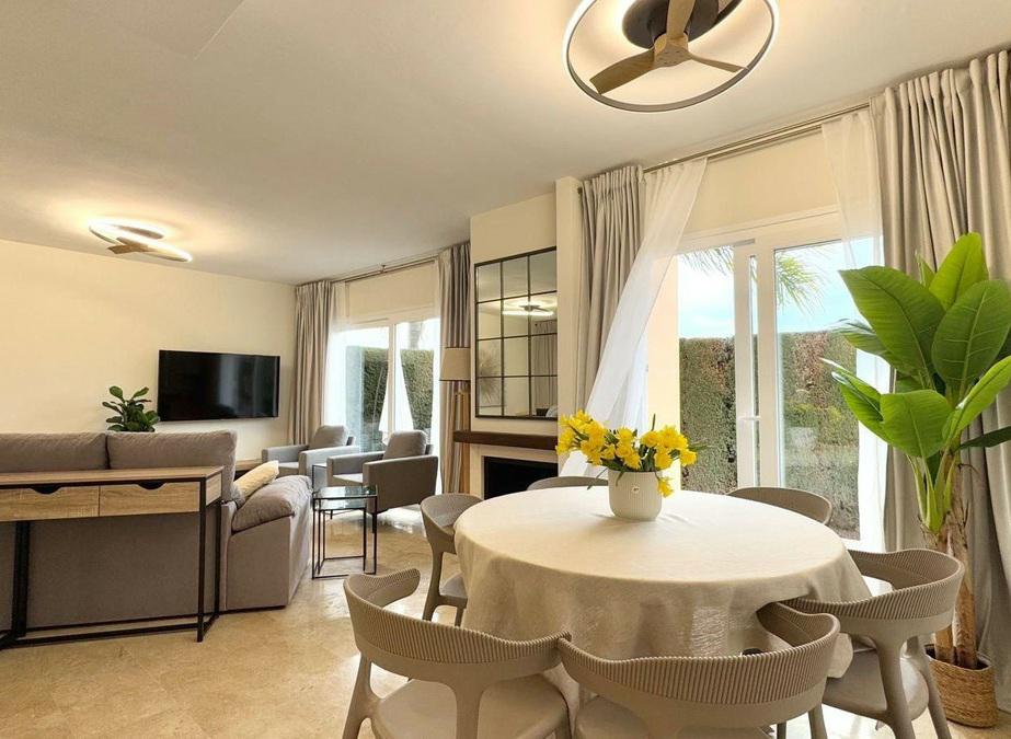 Modern Semi-Detached House in Condes de Iza – Nueva Andalucía, Marbella