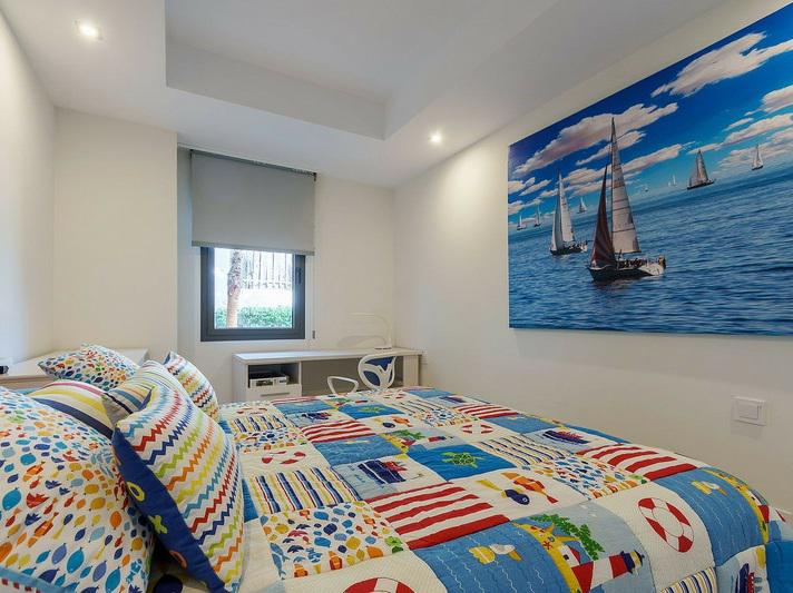 Luxury Beachfront Duplex with Private Terrace – Estepona