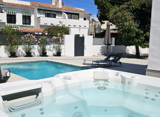 Stunning Renovated Villa with Pool and Garden in San Pedro de Alcántara – Long-Term Rental