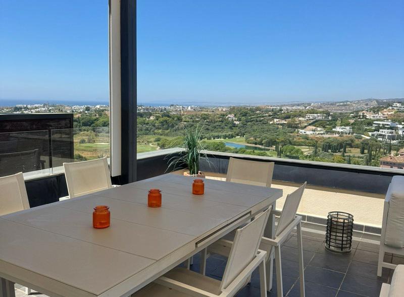 Stunning Apartment with Panoramic Sea Views – Villa Padierna Resort, Los Flamingos