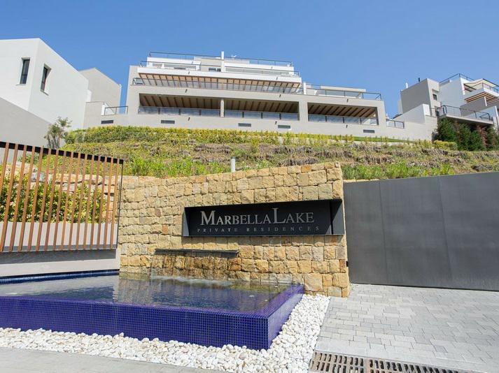Modern Apartment with Panoramic Views – Nueva Andalucía, Marbella