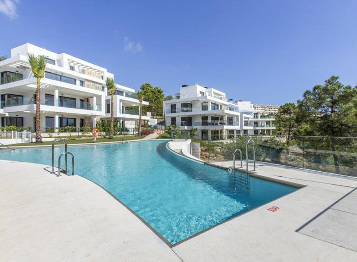 Modern Apartment with Large Terrace in Selwo – Long-Term Rental