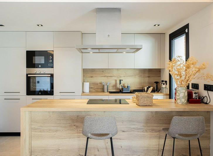 Modern Apartment with Panoramic Views – Nueva Andalucía, Marbella