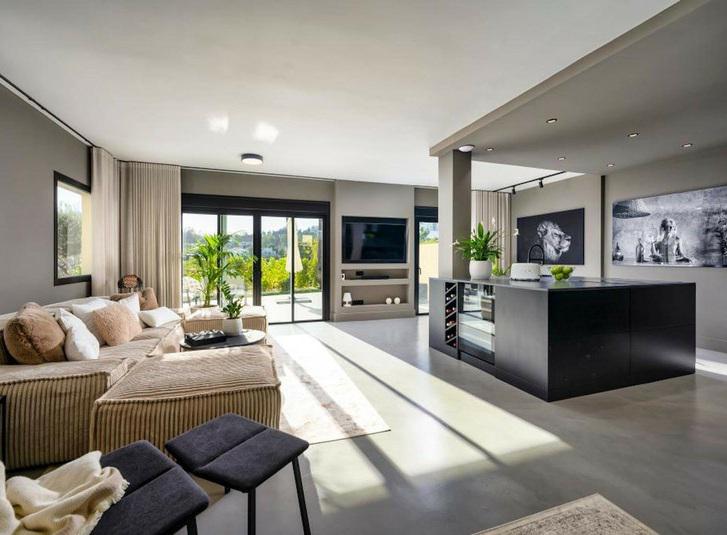 Elegant Semi-Detached House with Rooftop Pool in La Quinta – Long-Term Rental