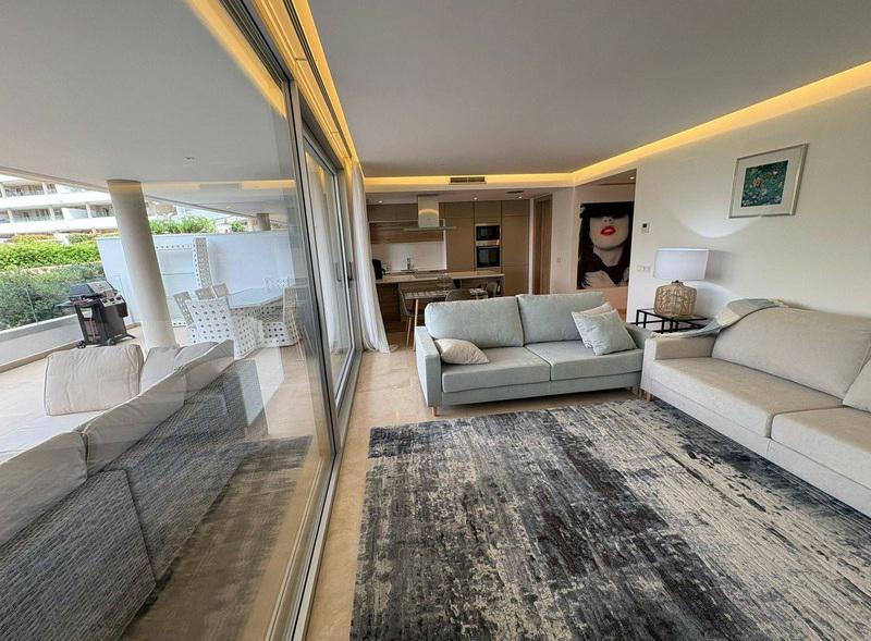 Spacious Ground Floor Apartment with Private Terrace in Los Arqueros – Long-Term Rental