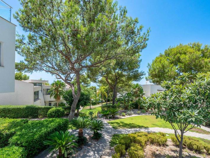 Modern Townhouse with Smart Home System in Sierra Blanca – Long-Term Rental