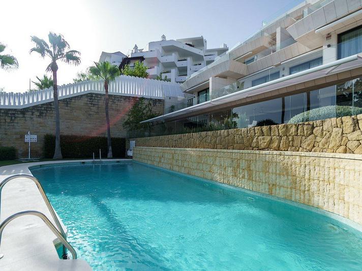 Luxury Duplex with Sea Views in Estepona – Long-Term Rental