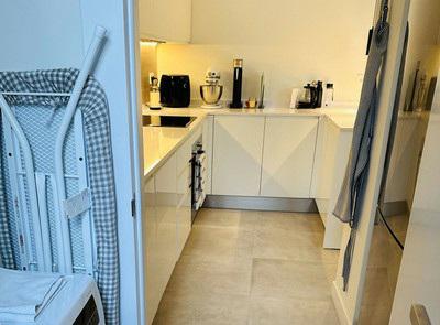 Luxury Apartment with Spa and Gym in Selwo – Long-Term Rental