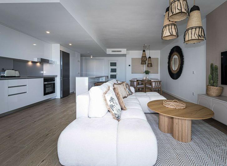 Brand New Ground-Floor Apartment with Private Garden – One 80 Suites, Estepona