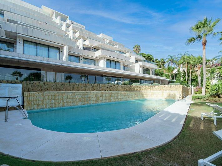 Luxury Duplex with Sea Views in Estepona – Long-Term Rental