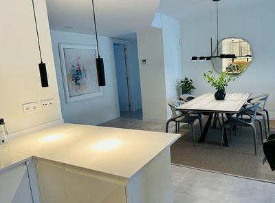 Luxury Apartment with Spa and Gym in Selwo – Long-Term Rental