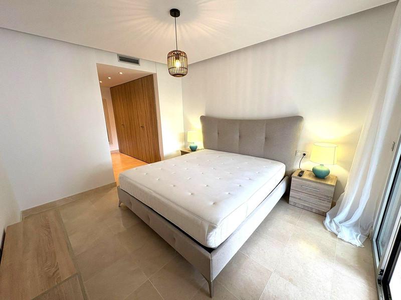 Spacious Ground Floor Apartment with Private Terrace in Los Arqueros – Long-Term Rental