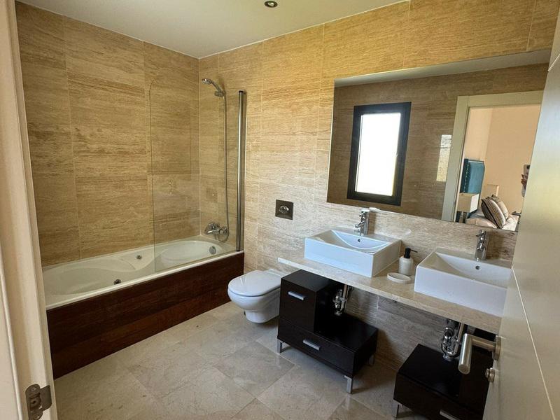 Stunning Apartment with Panoramic Sea Views – Villa Padierna Resort, Los Flamingos