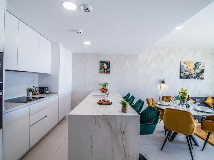 Luxury Apartment with Sea Views in Las Lomas del Higuerón, Fuengirola – Long-Term Rental