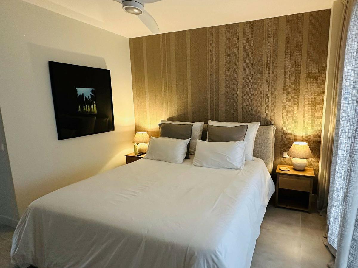 Luxury Apartment with Spa and Gym in Selwo – Long-Term Rental