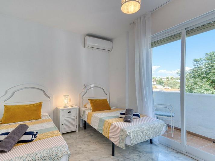Middle Floor Apartment 2 Bedrooms 2 Bathrooms in Estepona