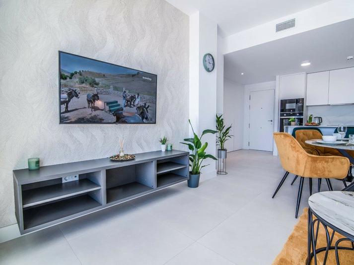 Luxury Apartment with Sea Views in Las Lomas del Higuerón, Fuengirola – Long-Term Rental